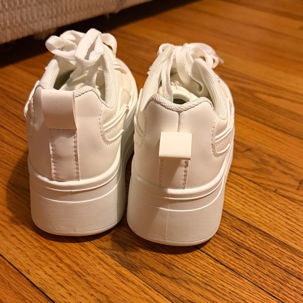 SHEIN White Platform Lace-Up Sneakers